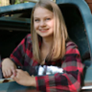 Meet your Posher, Olivia